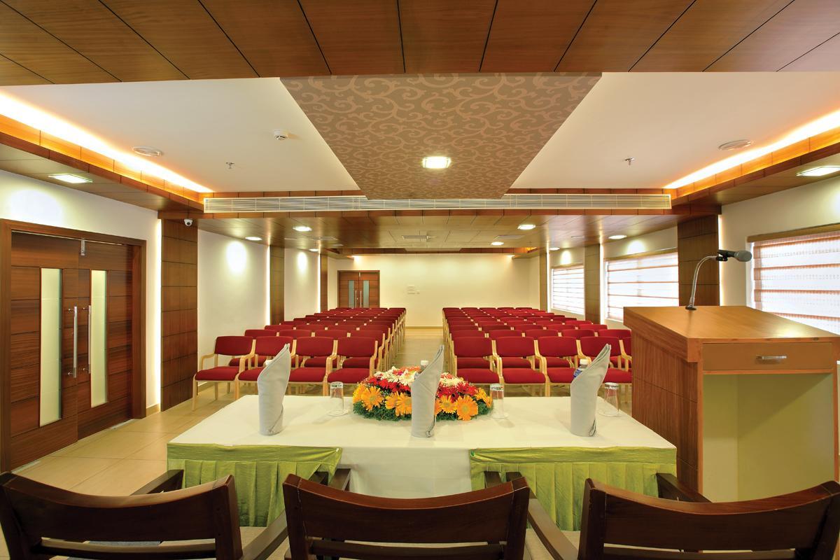 Hotel Aswathy Kodungallur Ngoại thất bức ảnh
